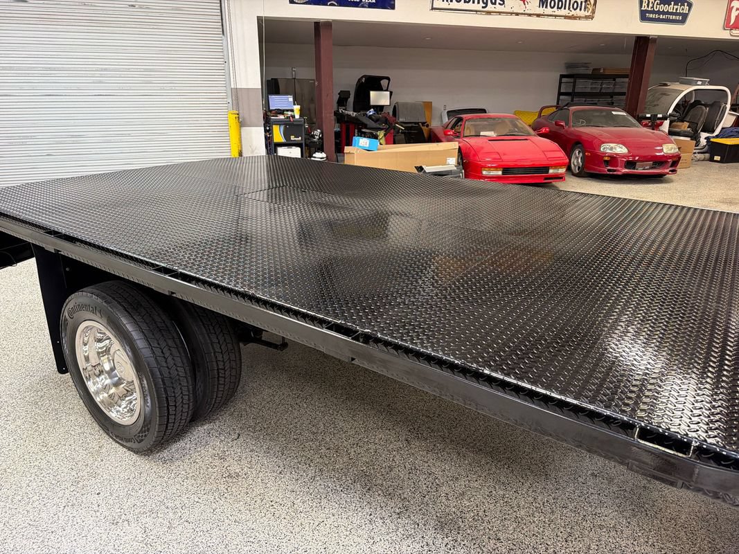 Used 2019 Ford F550 2WD Regular Cab Super Duty image 41