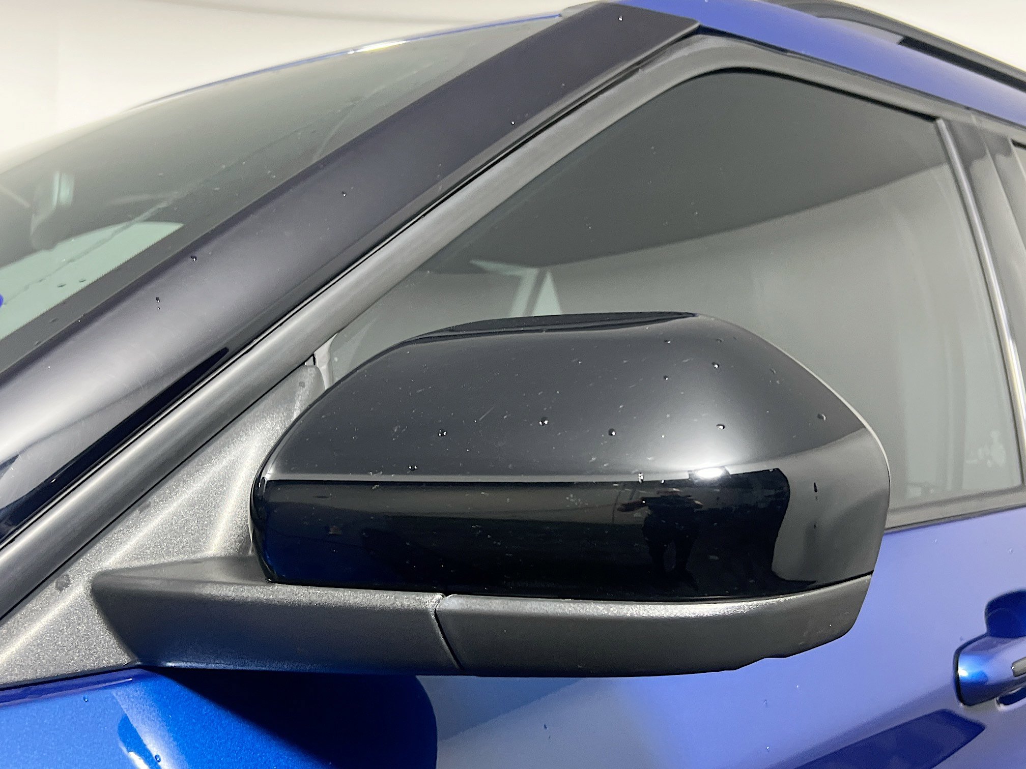 Used 2023 Ford Explorer ST-Line image 12