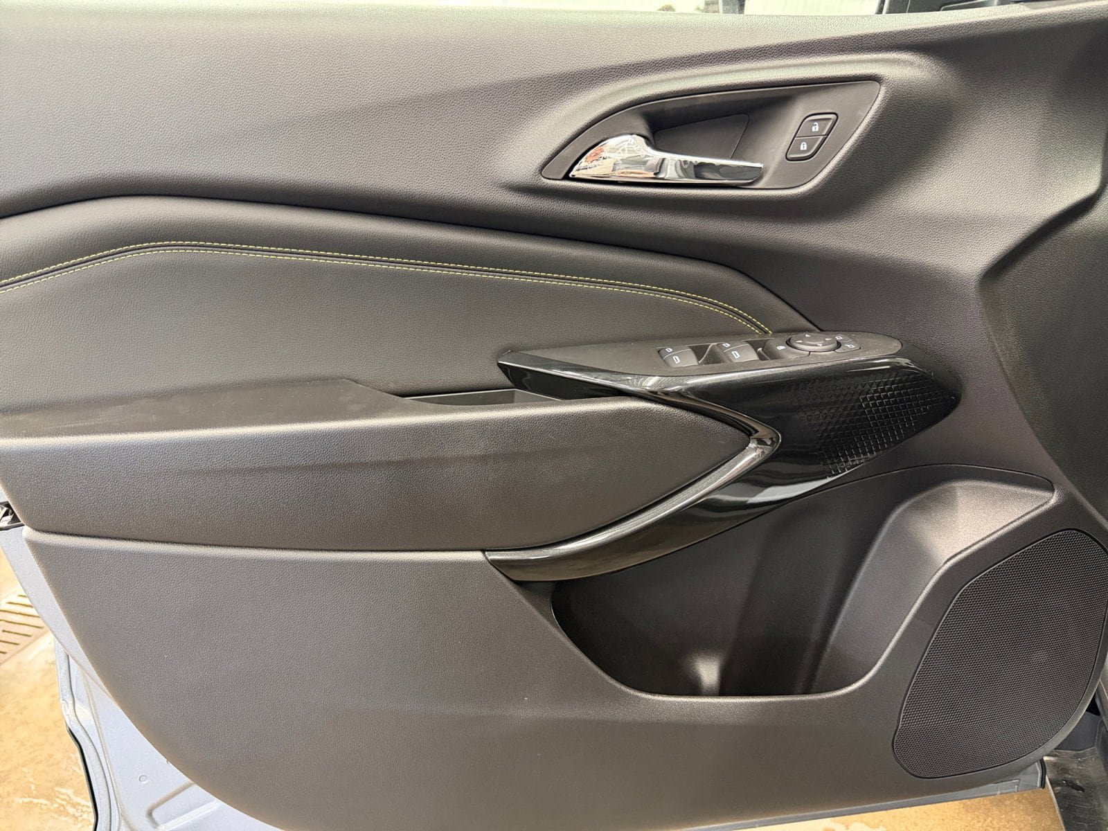 New 2026 Chevrolet Trax LT FWD image 20
