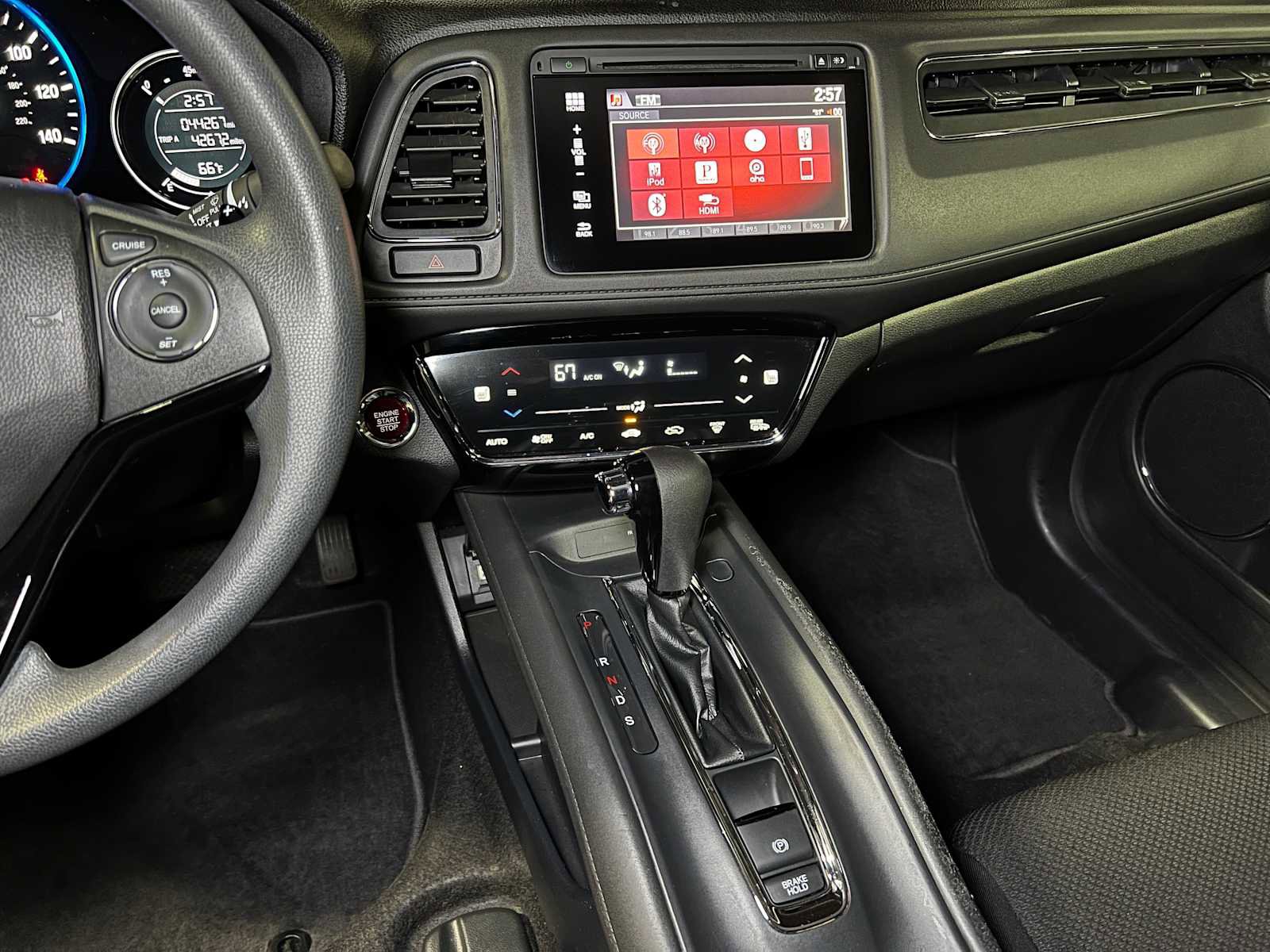 Used 2017 Honda HR-V EX image 30