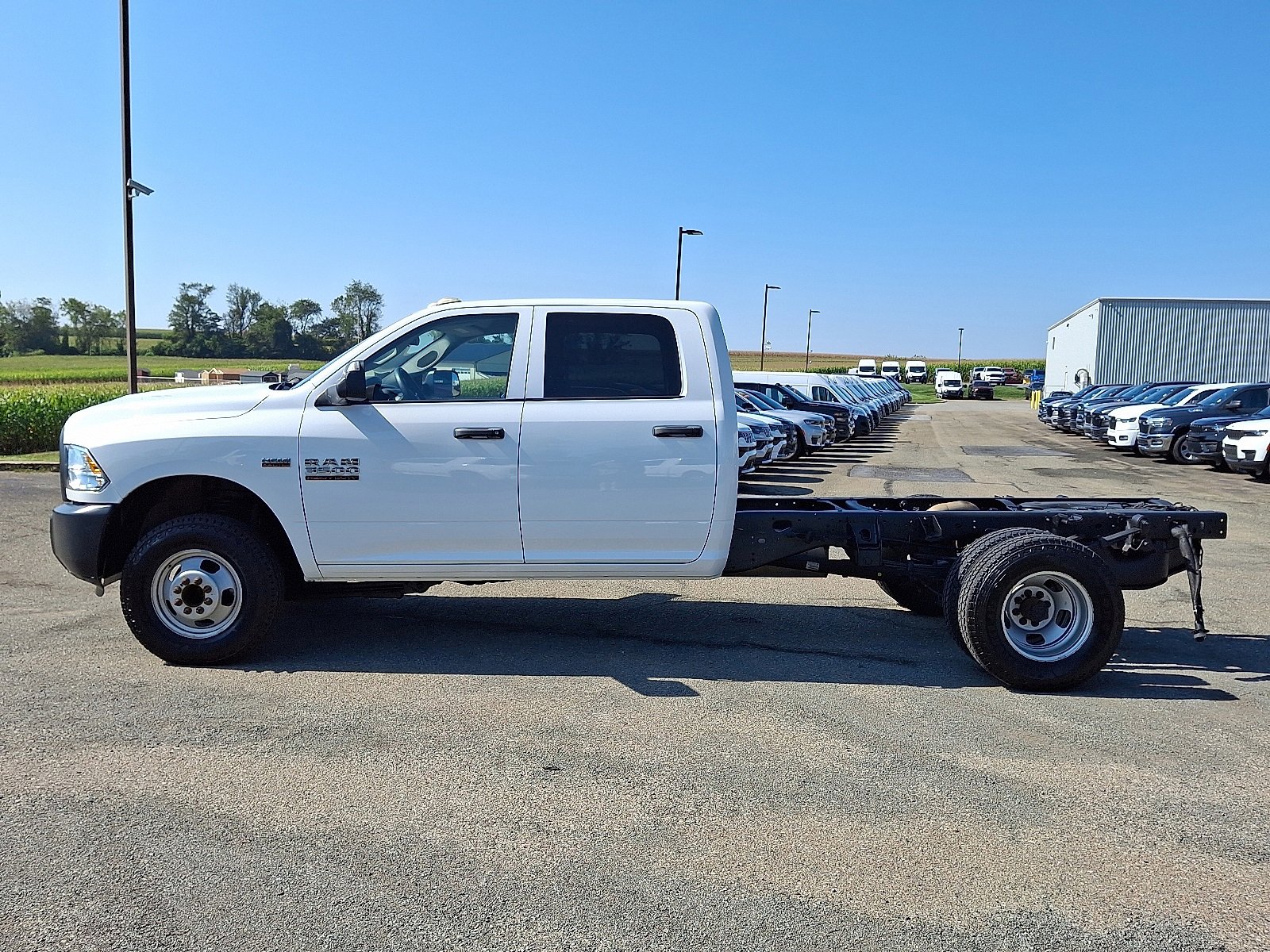Used 2018 RAM 3500 Tradesman image 4