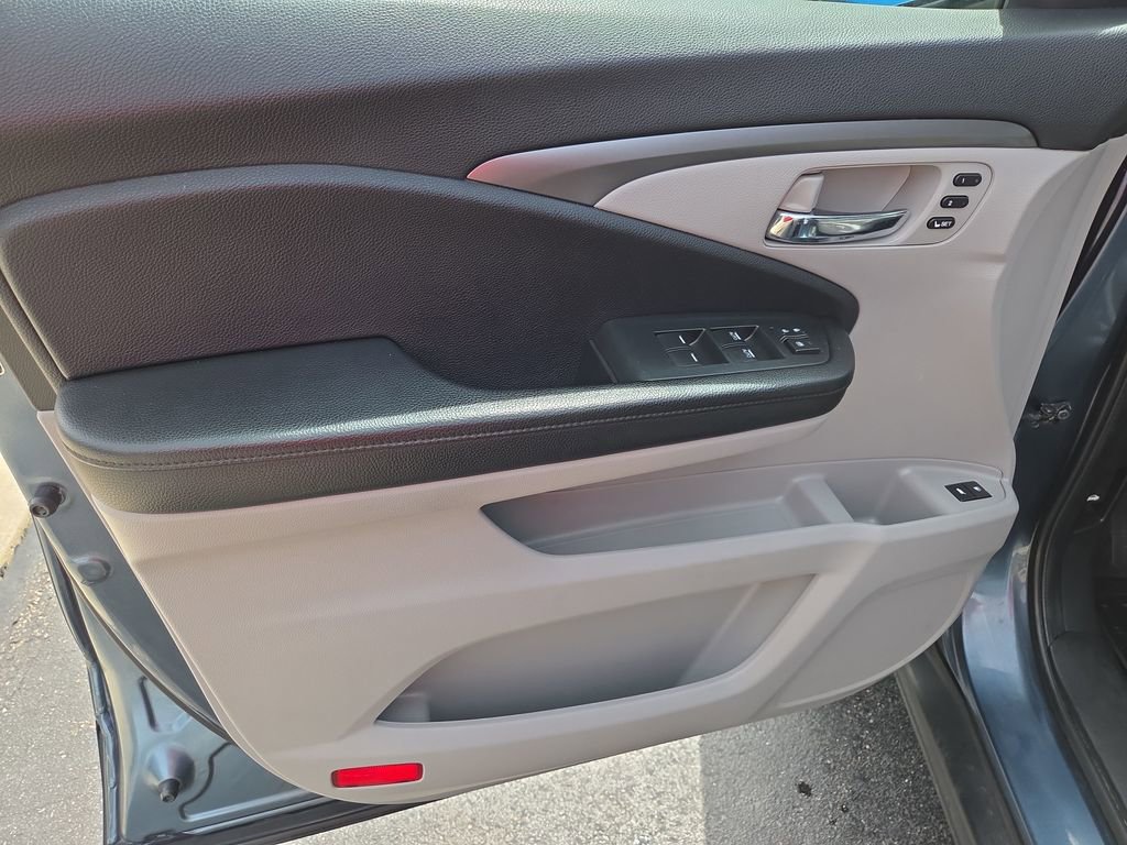 Used 2021 Honda Pilot Special Edition image 27