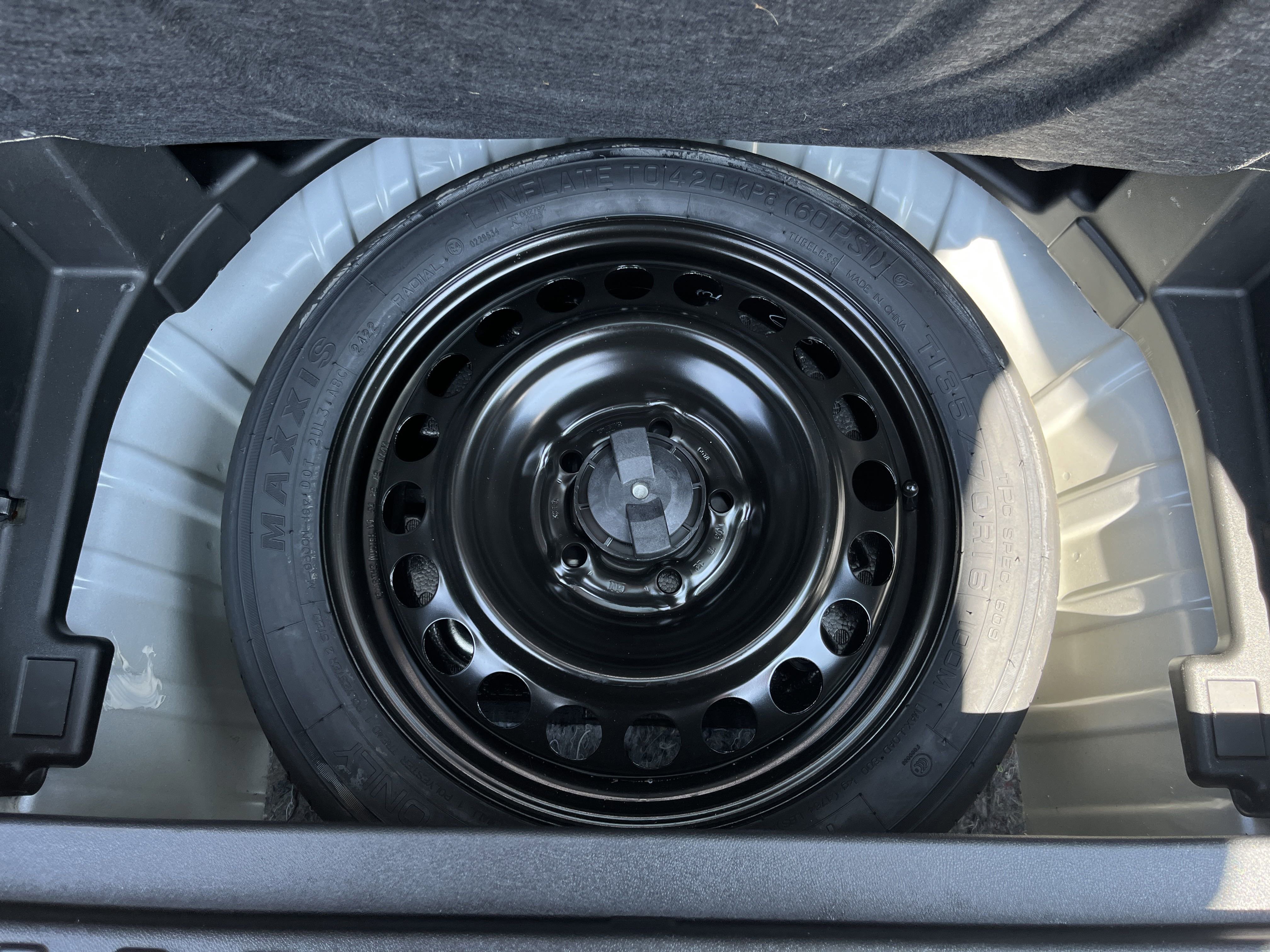 Used 2022 GMC Terrain SLT image 26