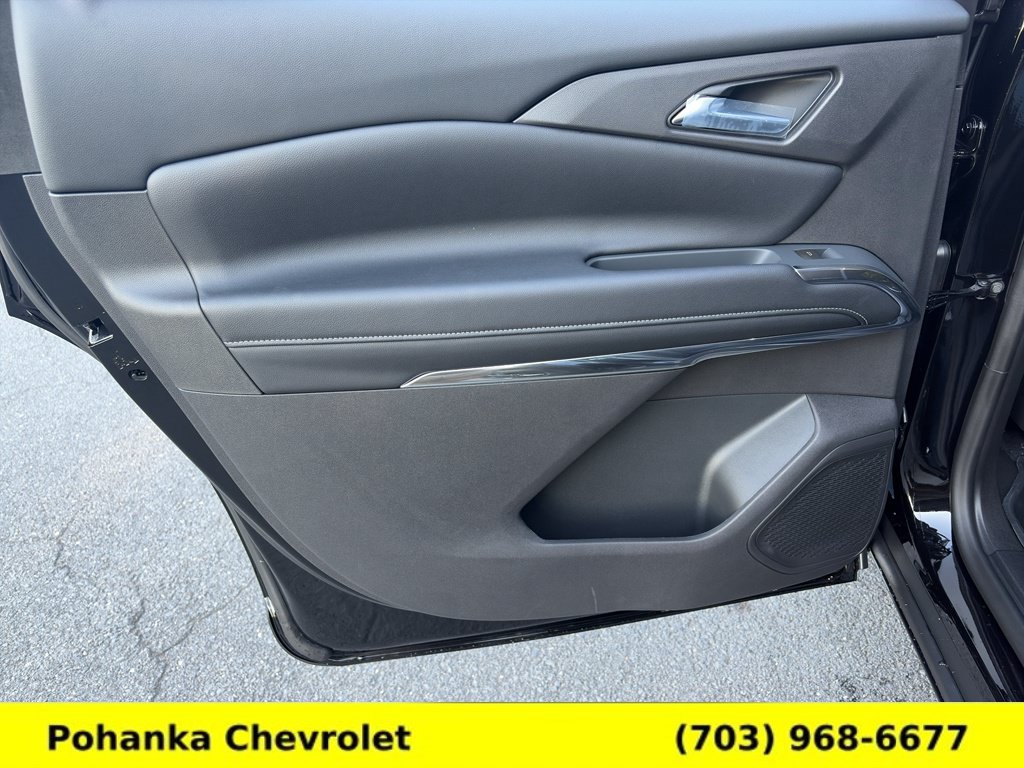 New 2027 Chevrolet Traverse LT w/ Midnight/Sport Edition AWD/4WD image 24