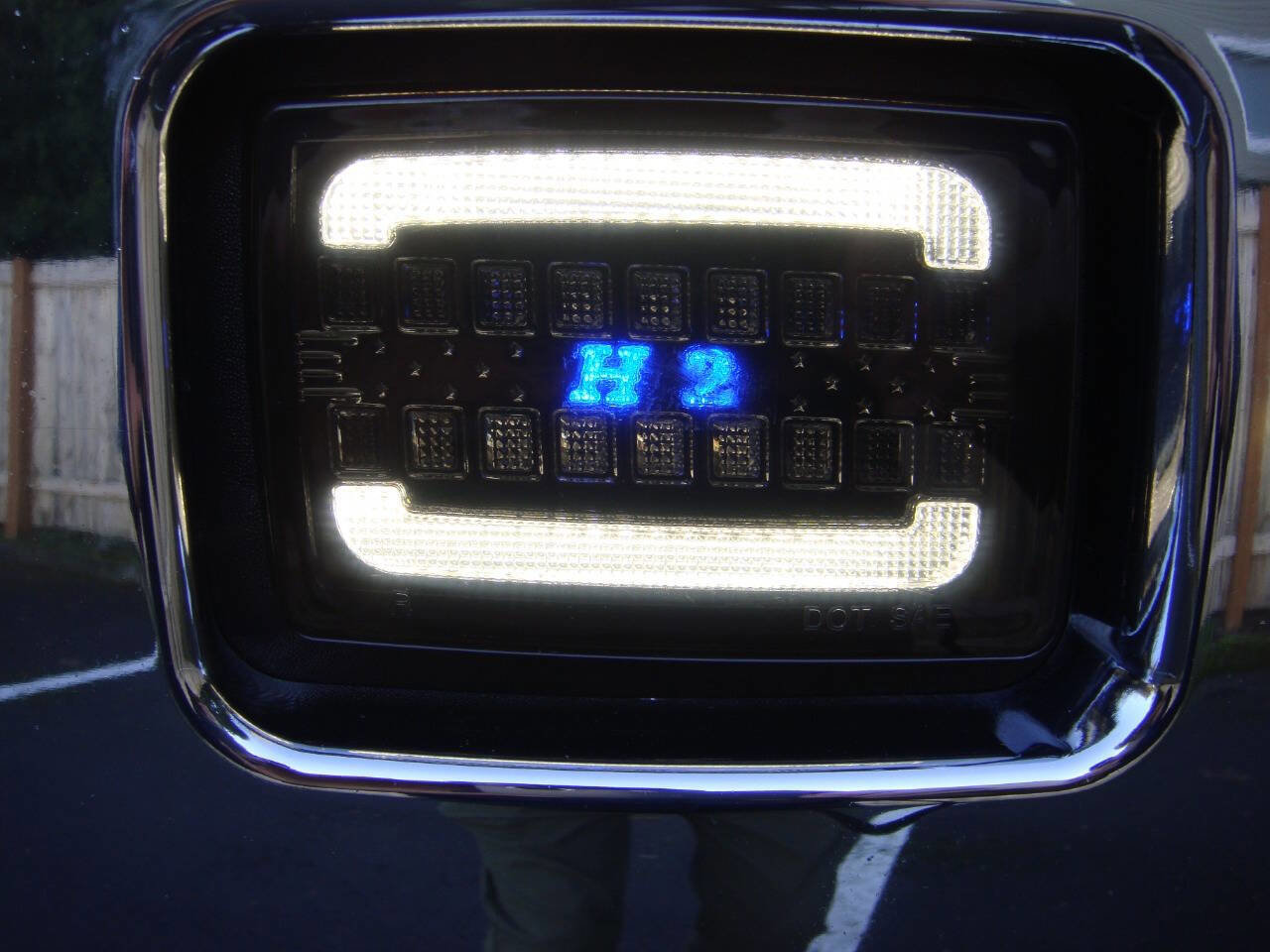 Used 2005 HUMMER H2 SUT w/ Preferred Equipment Group image 6