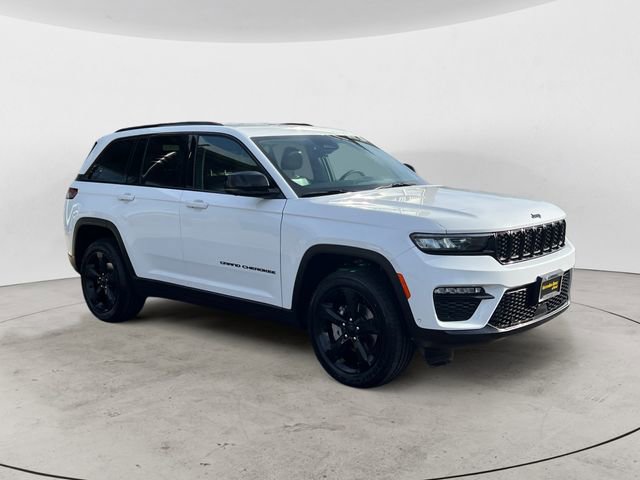 Used 2023 Jeep Grand Cherokee Limited w/ Luxury Tech Group II AWD/4WD image 7