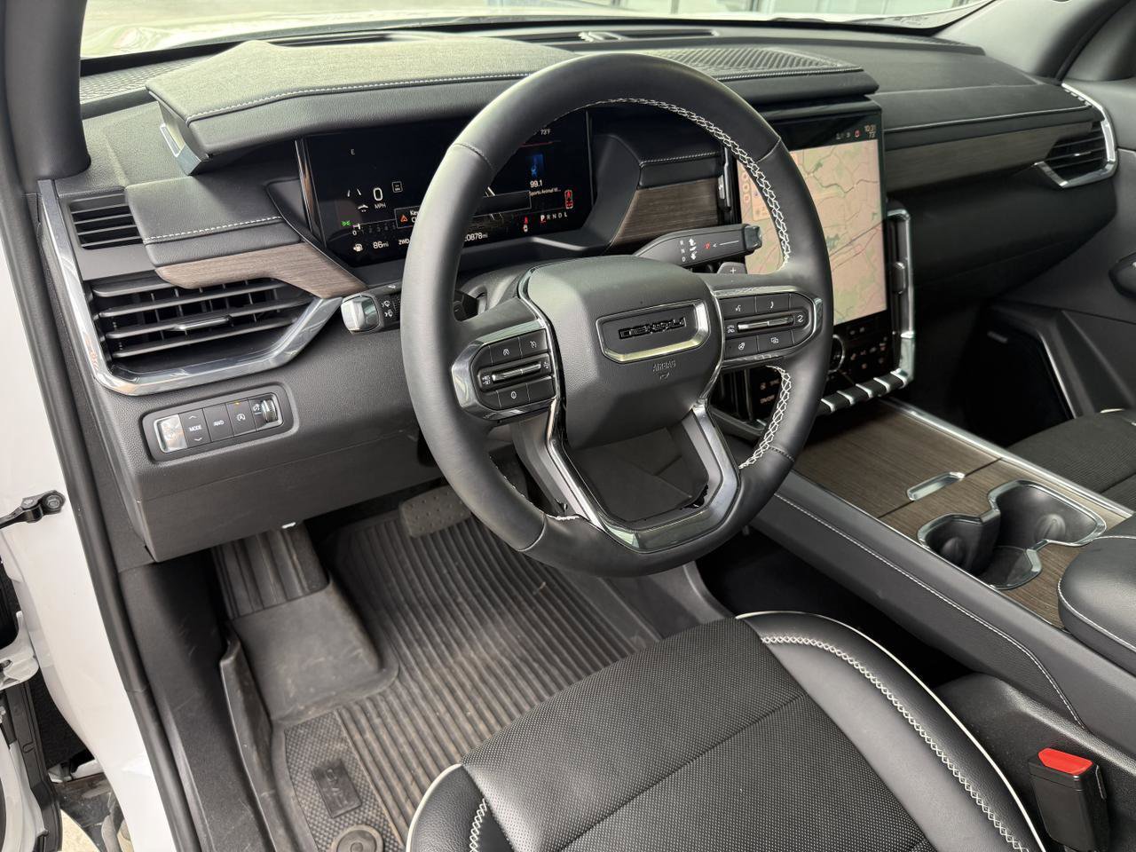 Used 2024 GMC Acadia Denali w/ LPO, Floor Liner Package image 16