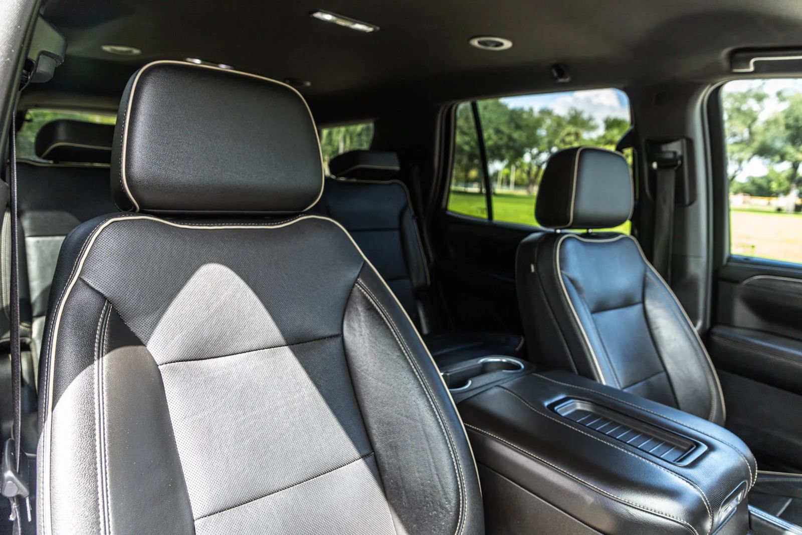 Used 2021 GMC Yukon SLT RWD image 34