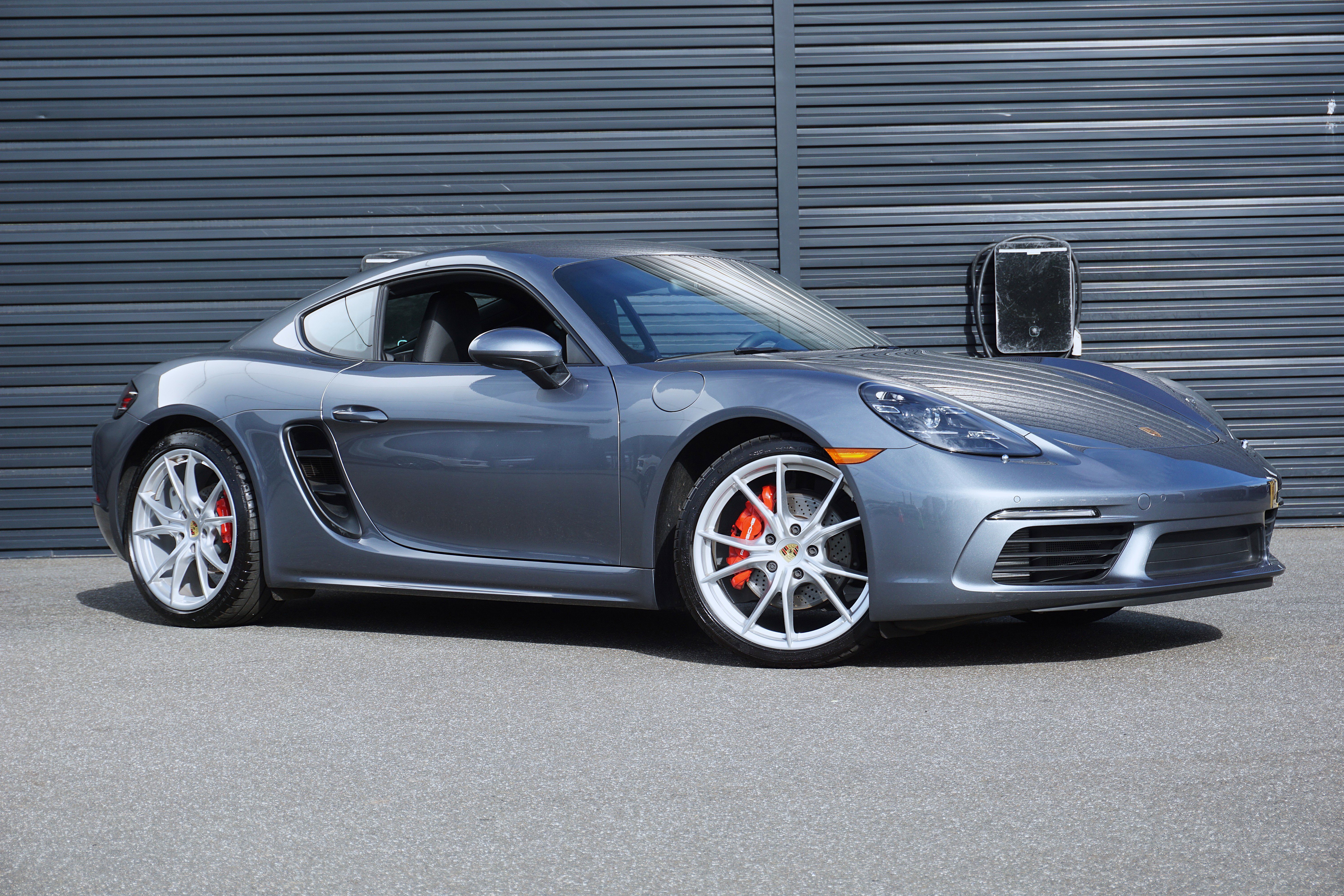 Certified 2025 Porsche 718 Cayman GT4 RS RWD image 13