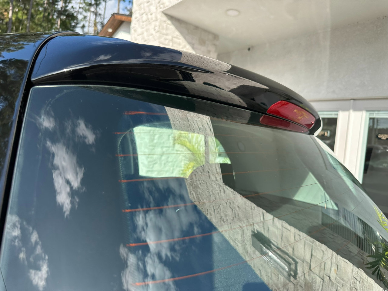 Used 2011 Volkswagen Golf TDI image 16