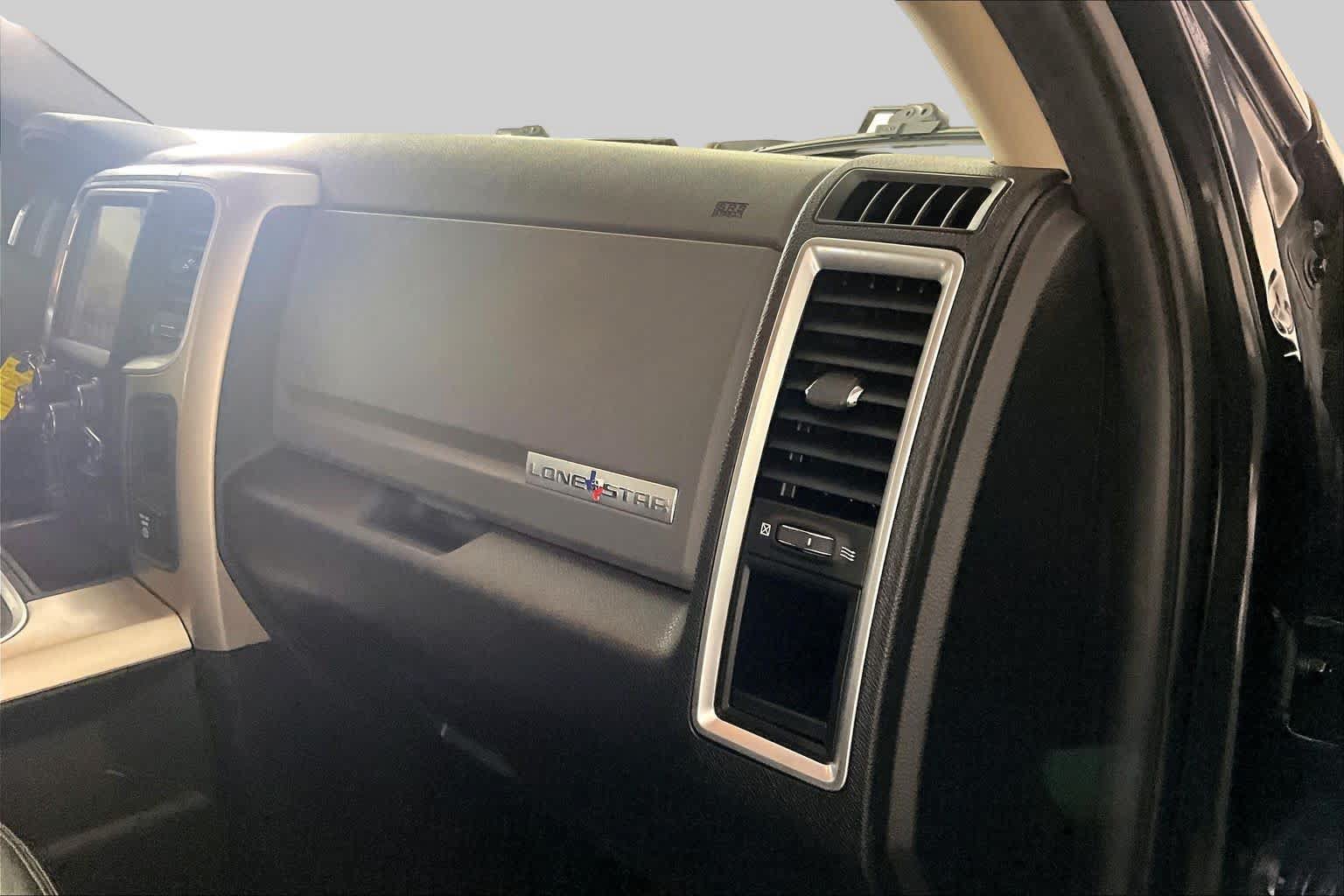 Used 2017 RAM 1500 Lone Star AWD/4WD image 18