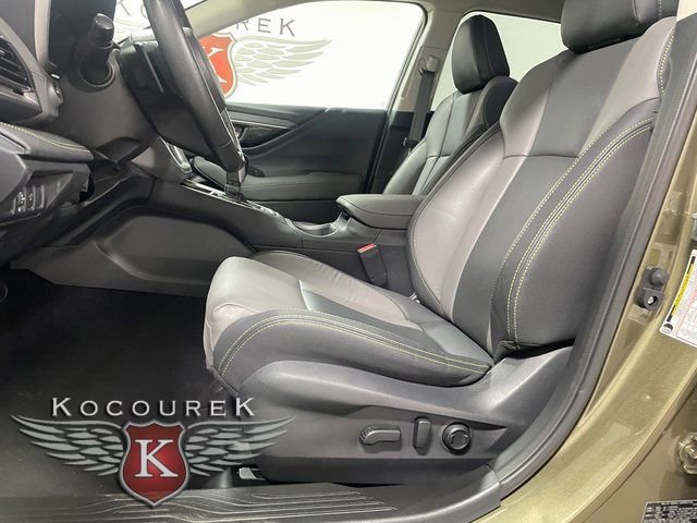 Used 2025 Subaru Outback Onyx Edition image 11