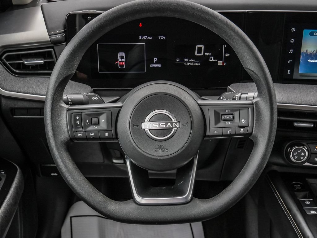 Used 2025 Nissan Kicks SV AWD/4WD image 40