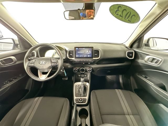 Used 2023 Hyundai Venue SEL w/ Cargo Package FWD image 17