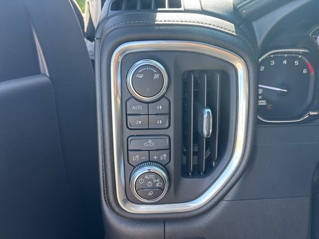Used 2019 GMC Sierra 1500 SLE w/ SLE Value Package AWD/4WD image 18