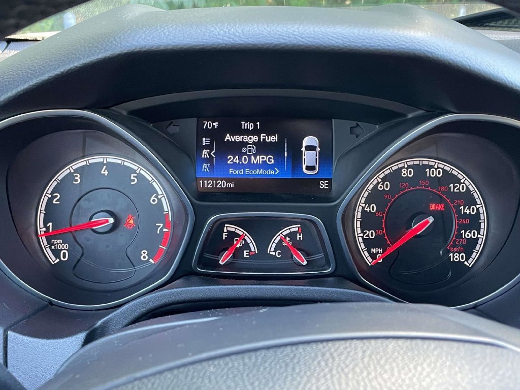 Used 2018 Ford Focus ST w/ Equipment Group 402A FWD image 29