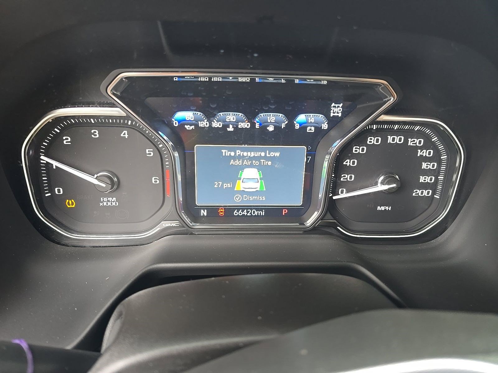 Used 2021 GMC Yukon SLE AWD/4WD image 11
