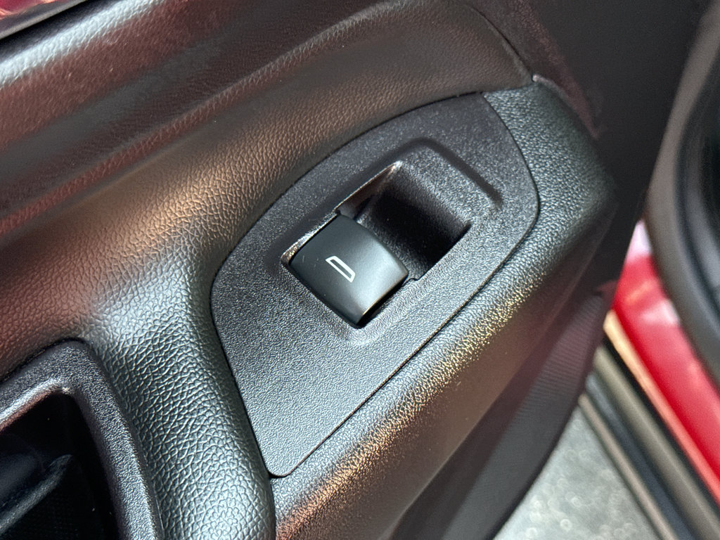 Certified 2021 Chevrolet Equinox LT FWD image 30