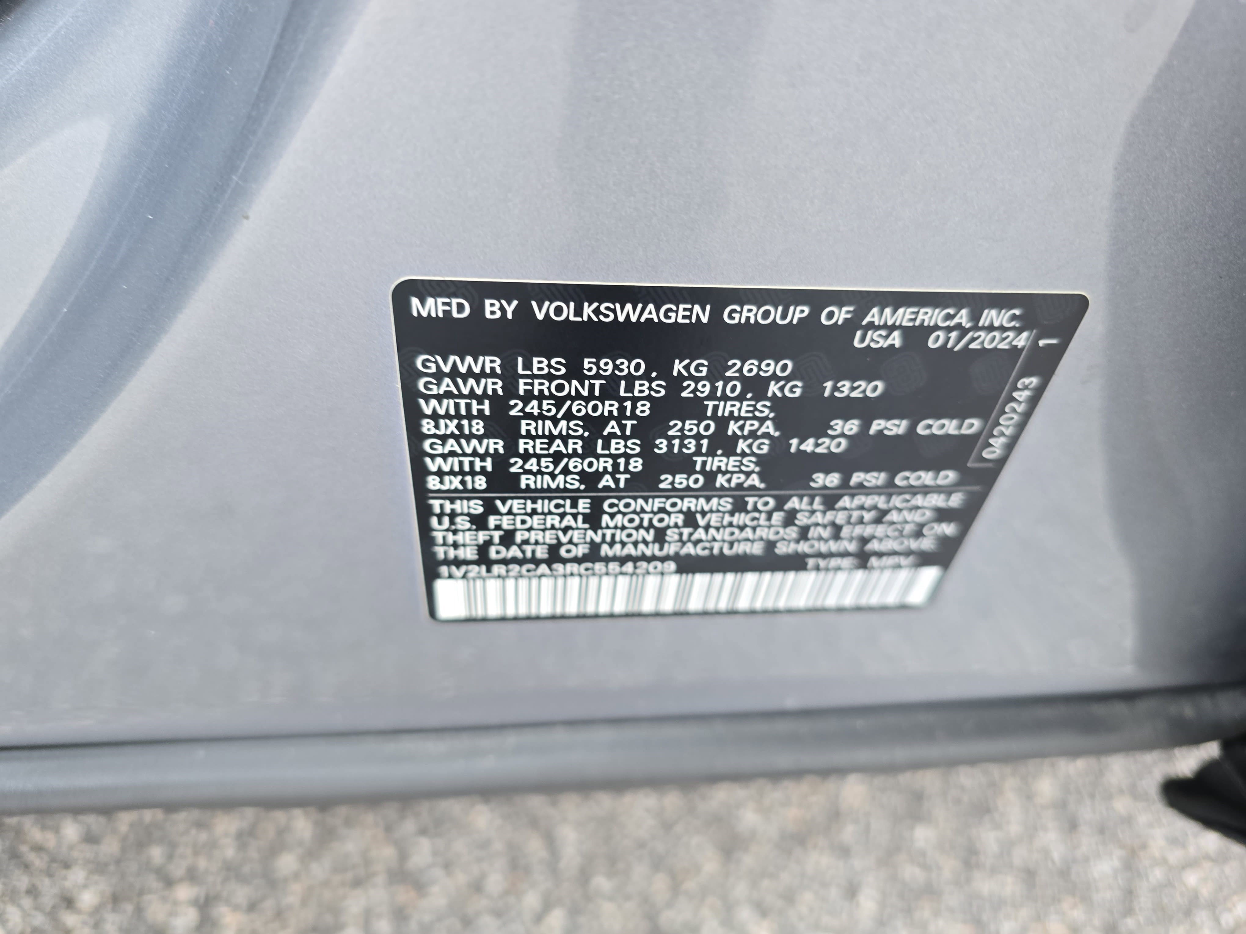 Used 2024 Volkswagen Atlas SE image 31