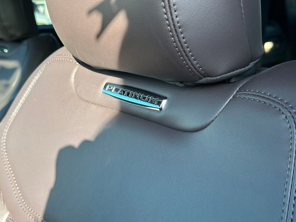 New 2025 Ford Explorer Platinum image 27