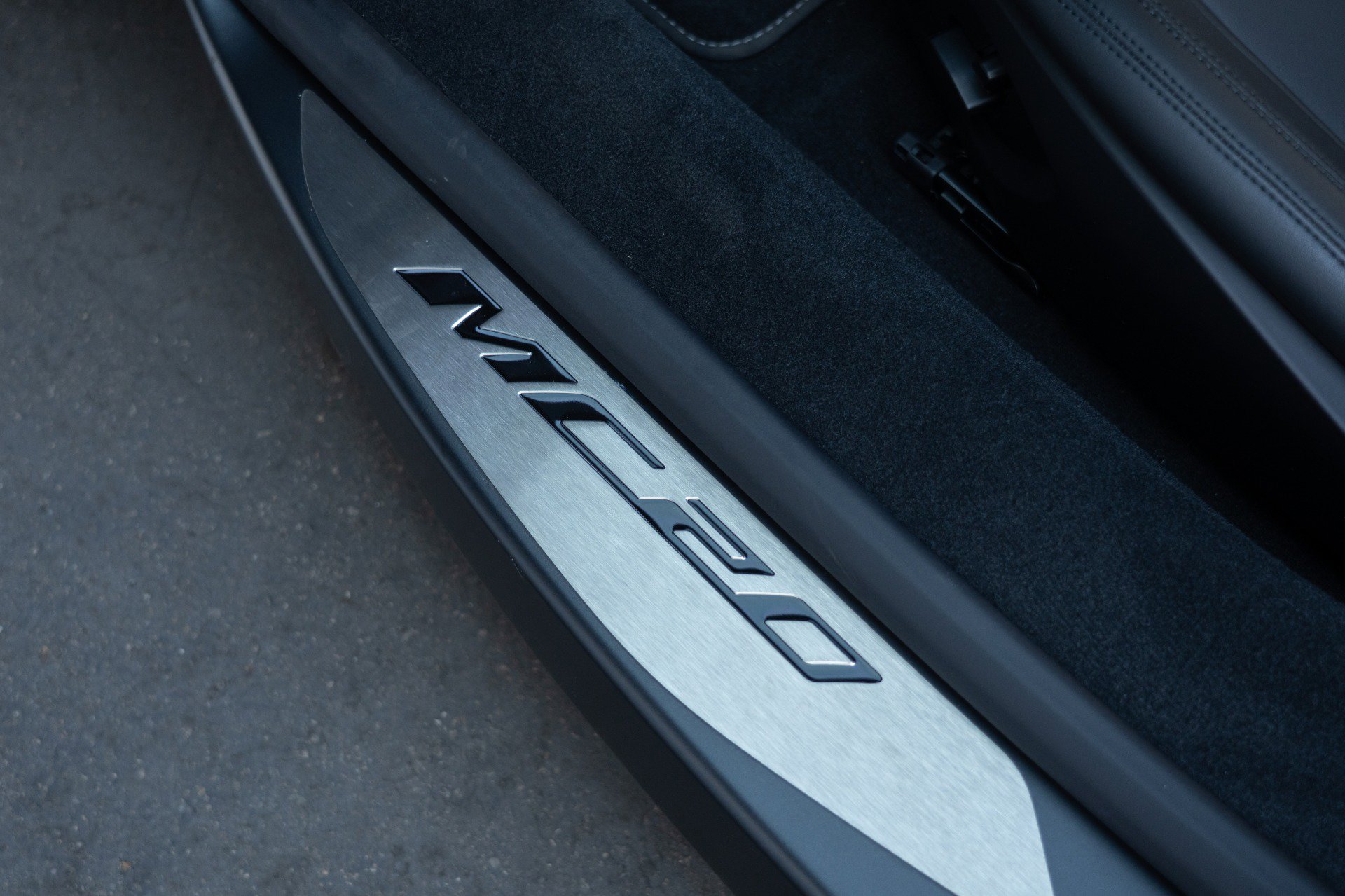 Used 2023 Maserati MC20 Coupe image 42