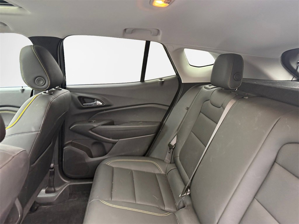 Used 2024 Chevrolet Trax ACTIV w/ Sunroof Package image 24