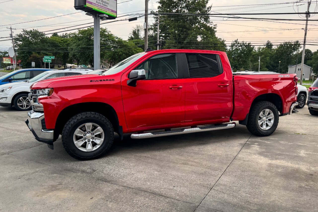 Used 2021 Chevrolet Silverado 1500 LT w/ LPO, Dark Essentials Package AWD/4WD image 6