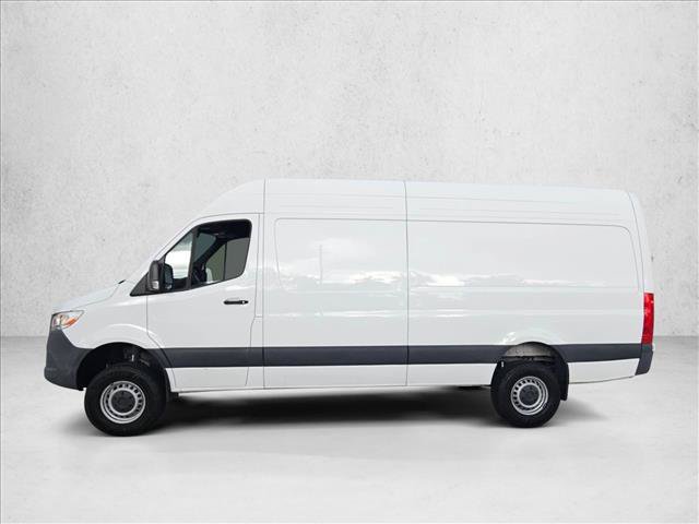 Used 2024 Mercedes-Benz Sprinter 2500 image 7