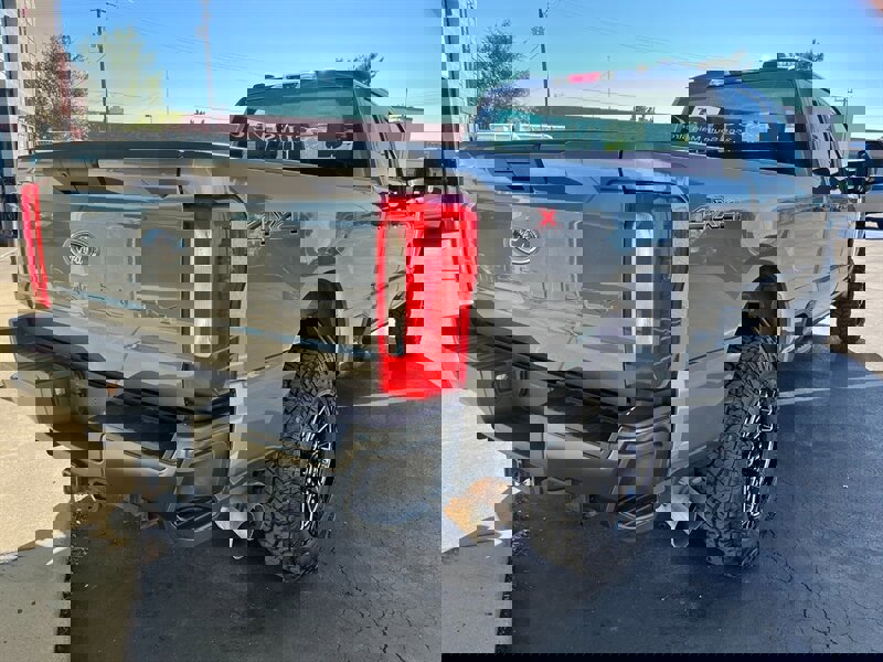 Used 2024 Ford F350 XL image 8