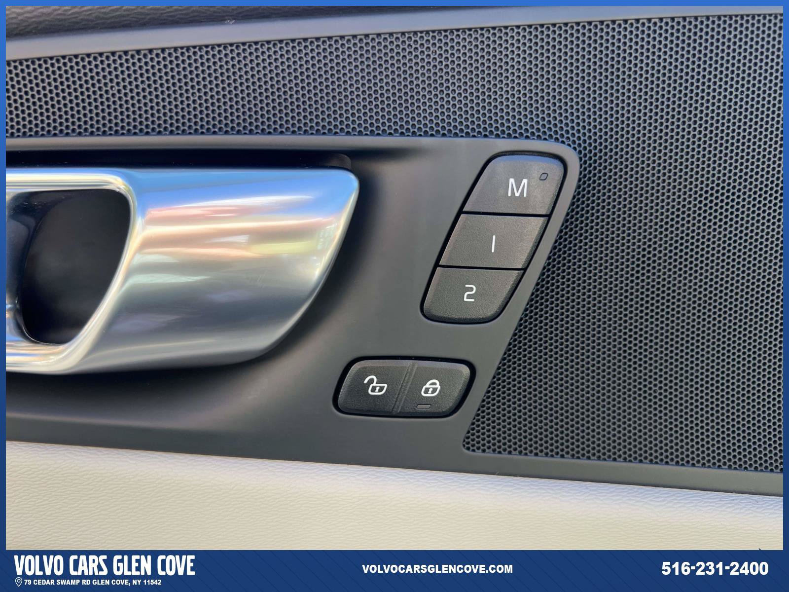 Certified 2024 Volvo XC60 B5 Plus AWD/4WD image 16