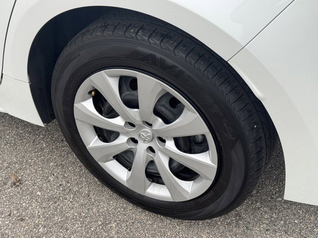 Used 2024 Toyota Corolla Hybrid Sedan image 5