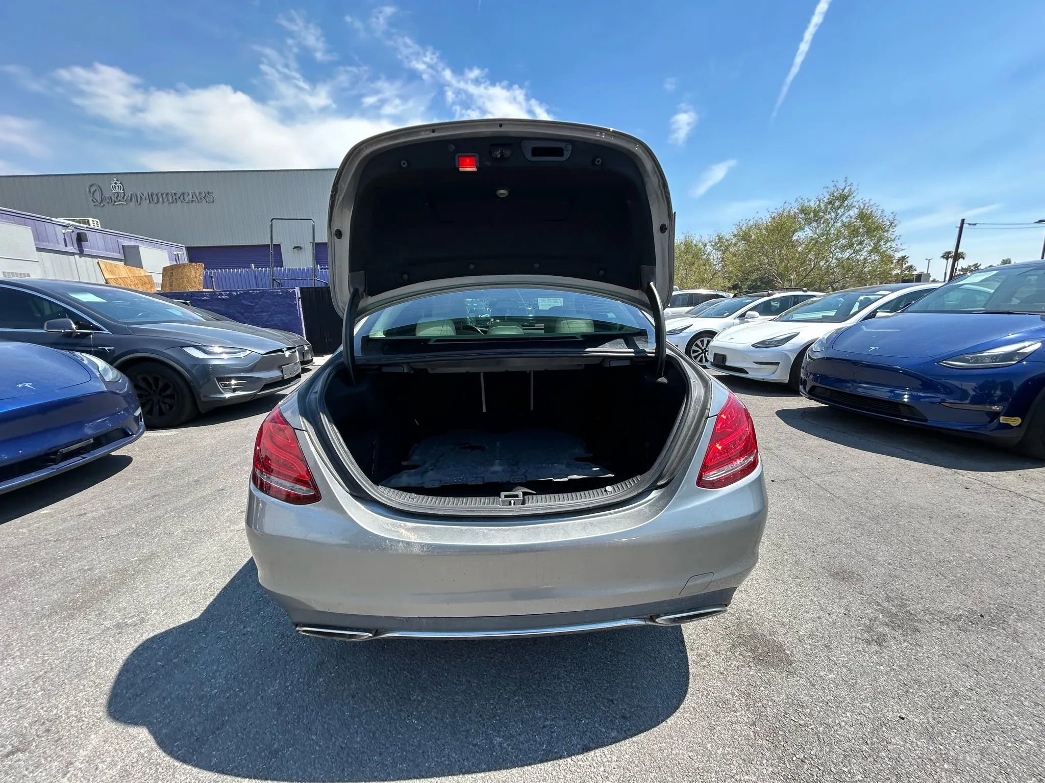 Used 2015 Mercedes-Benz C 300 4MATIC Sedan image 7