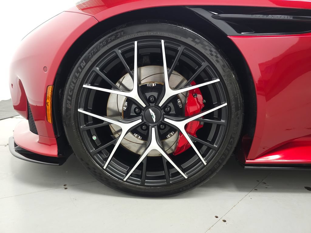 Used 2024 Aston Martin DB12 Coupe RWD image 36