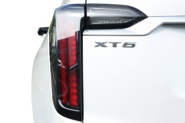 Used 2022 Cadillac XT6 Sport w/ Technology Package image 28