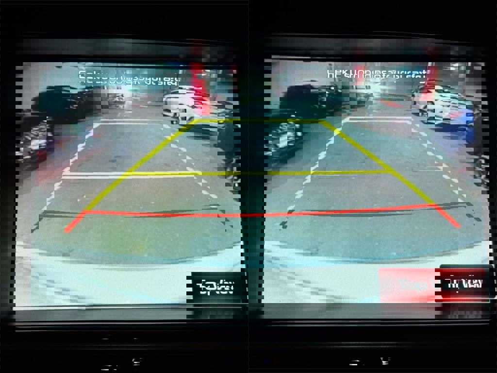 Used 2016 Kia K900 Luxury image 29