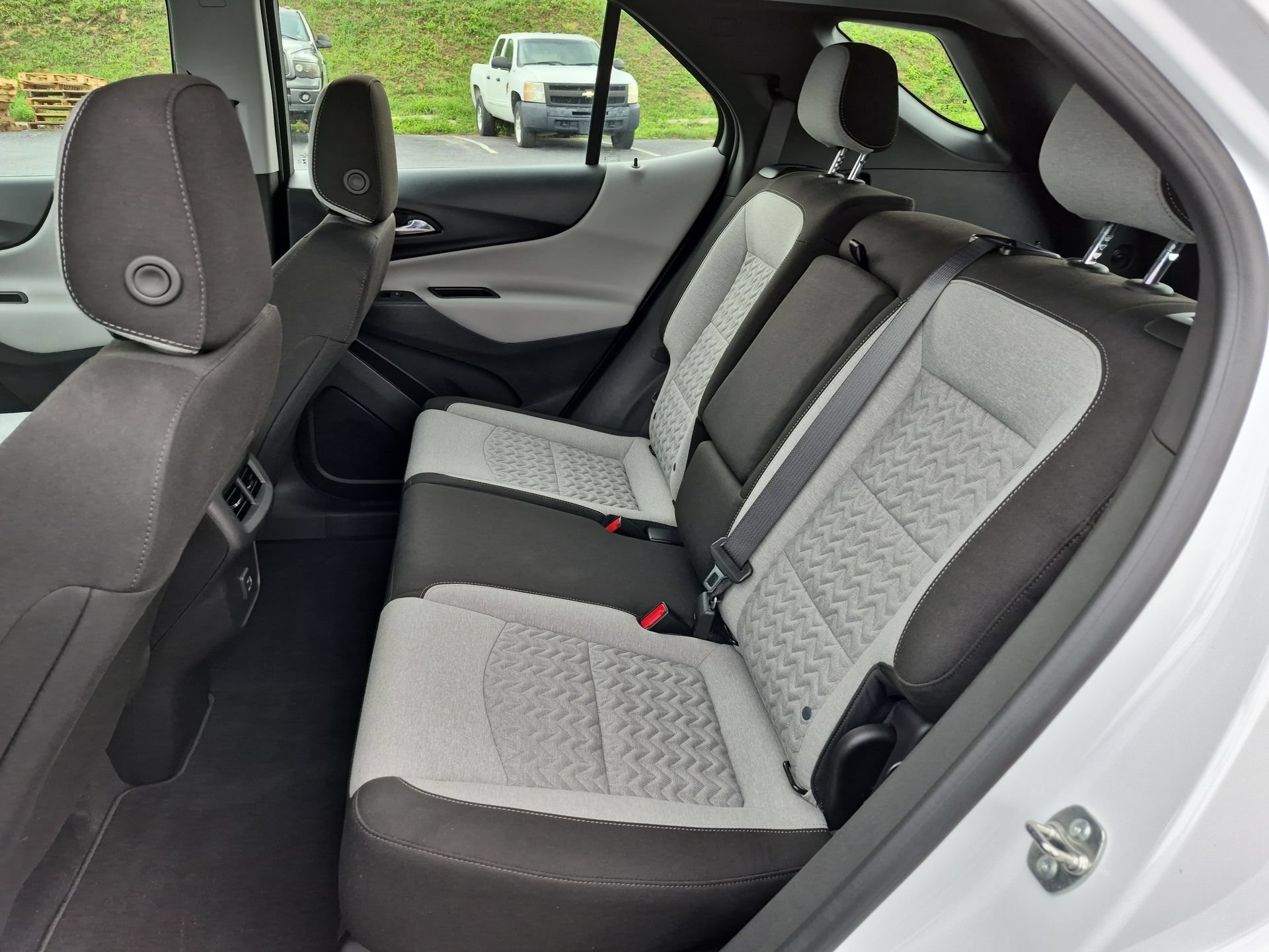 Certified 2024 Chevrolet Equinox LS FWD image 25