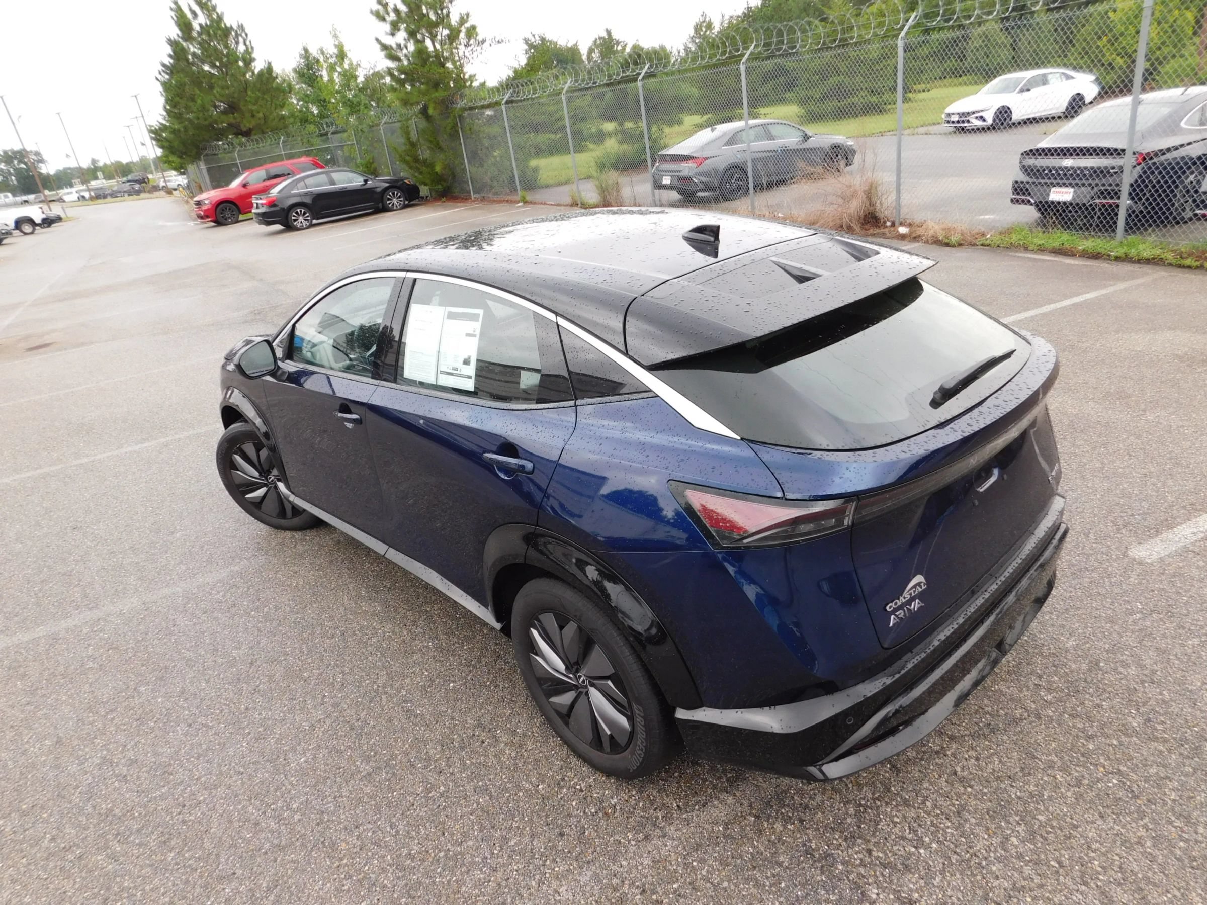 Used 2023 Nissan Ariya FWD image 8