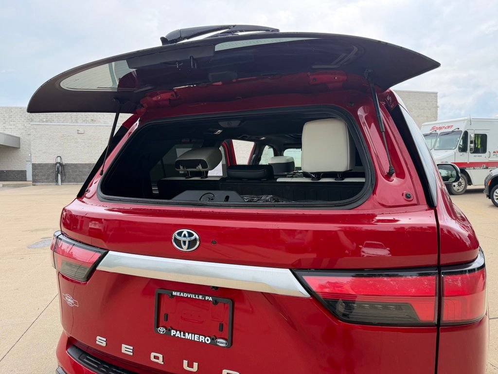 Certified 2023 Toyota Sequoia Capstone AWD/4WD image 38