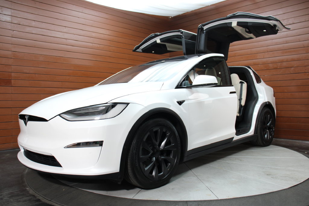 Used 2023 Tesla Model X AWD/4WD image 28