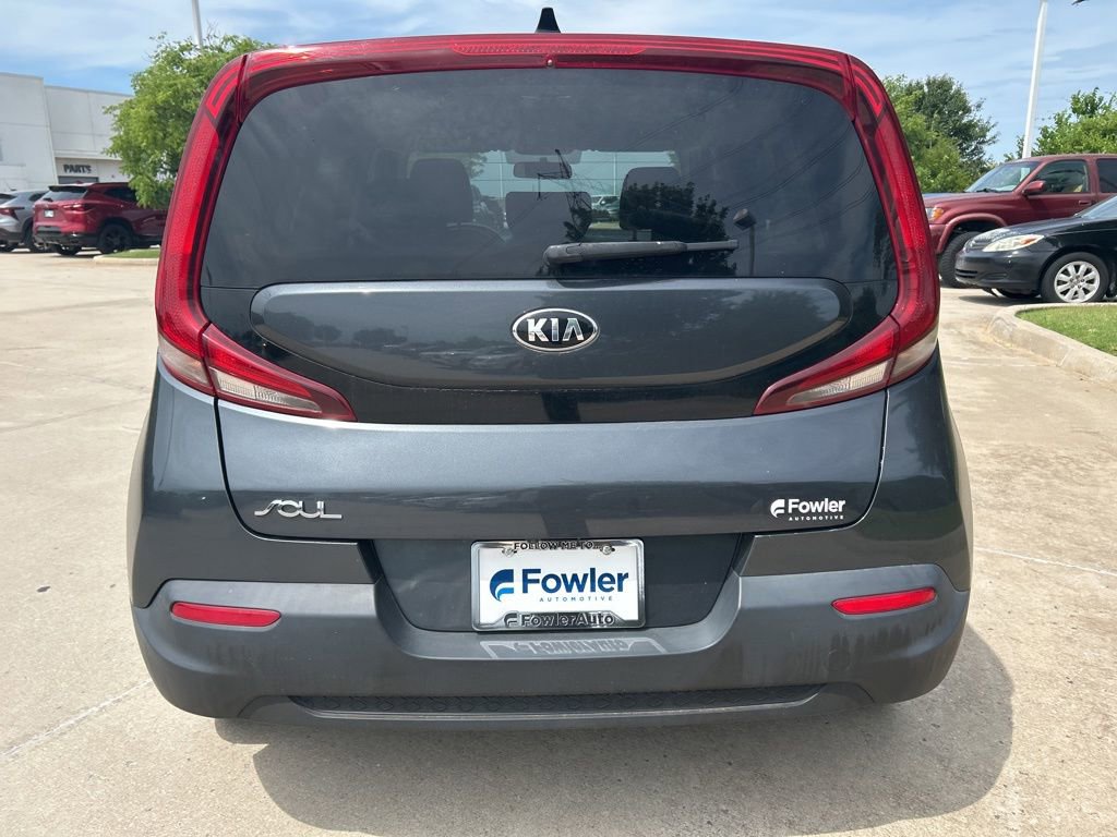 Used 2021 Kia Soul LX FWD image 5