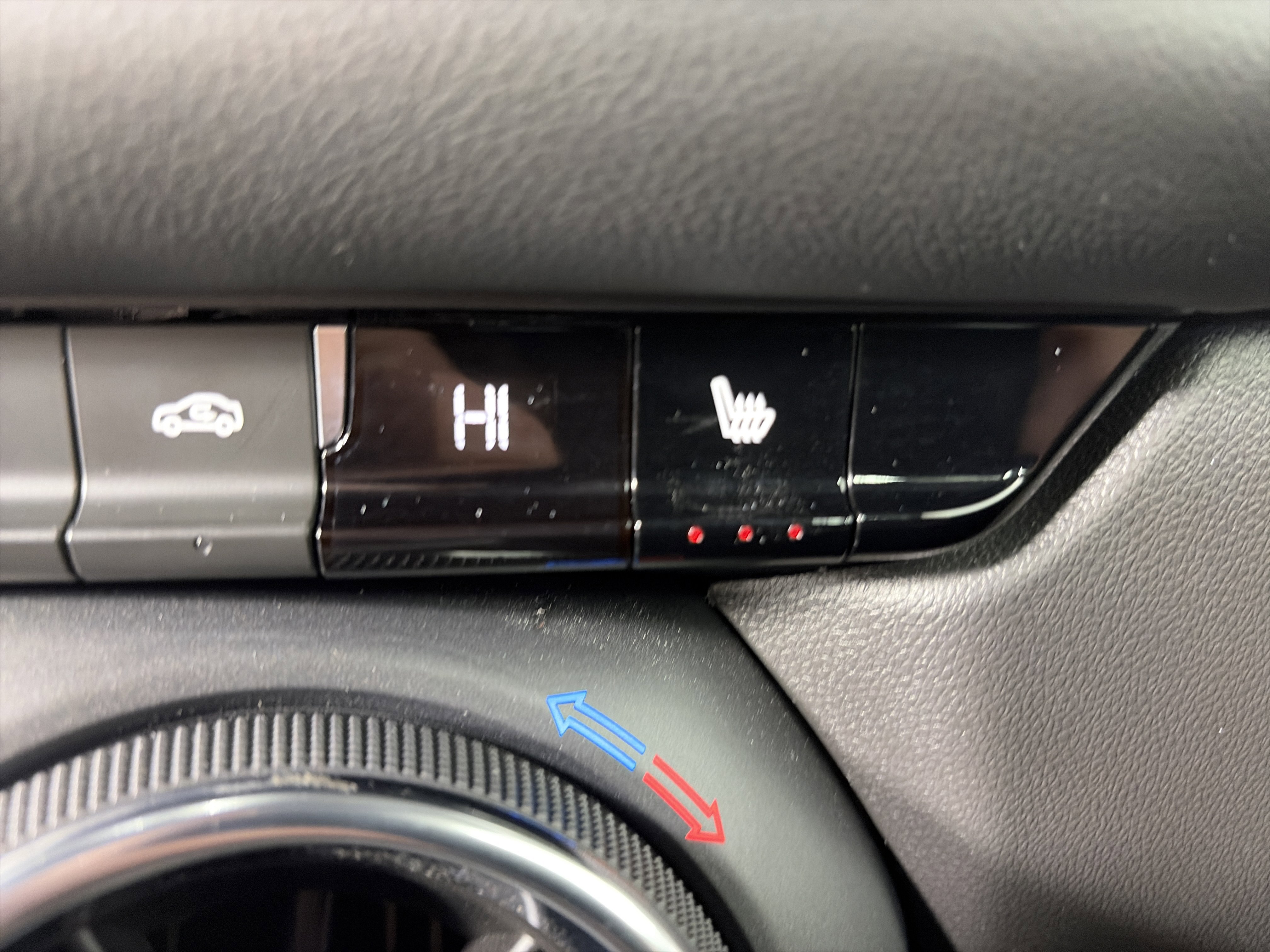 Certified 2024 Chevrolet Blazer LT w/ Convenience Package image 25