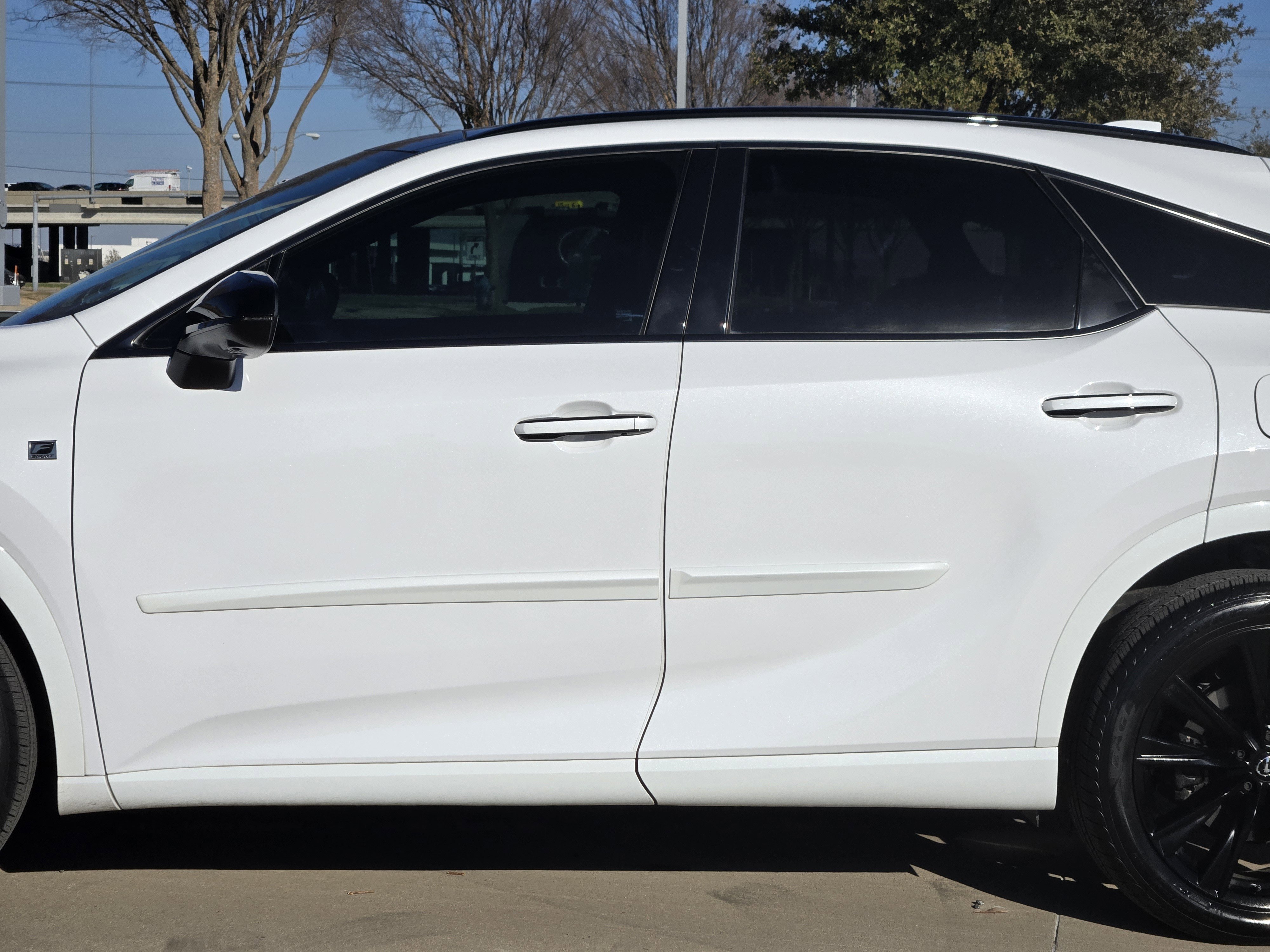 Used 2023 Lexus RX 500h F Sport image 15