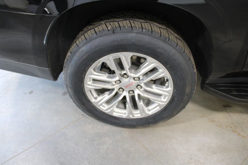 Used 2023 GMC Yukon XL SLT image 61