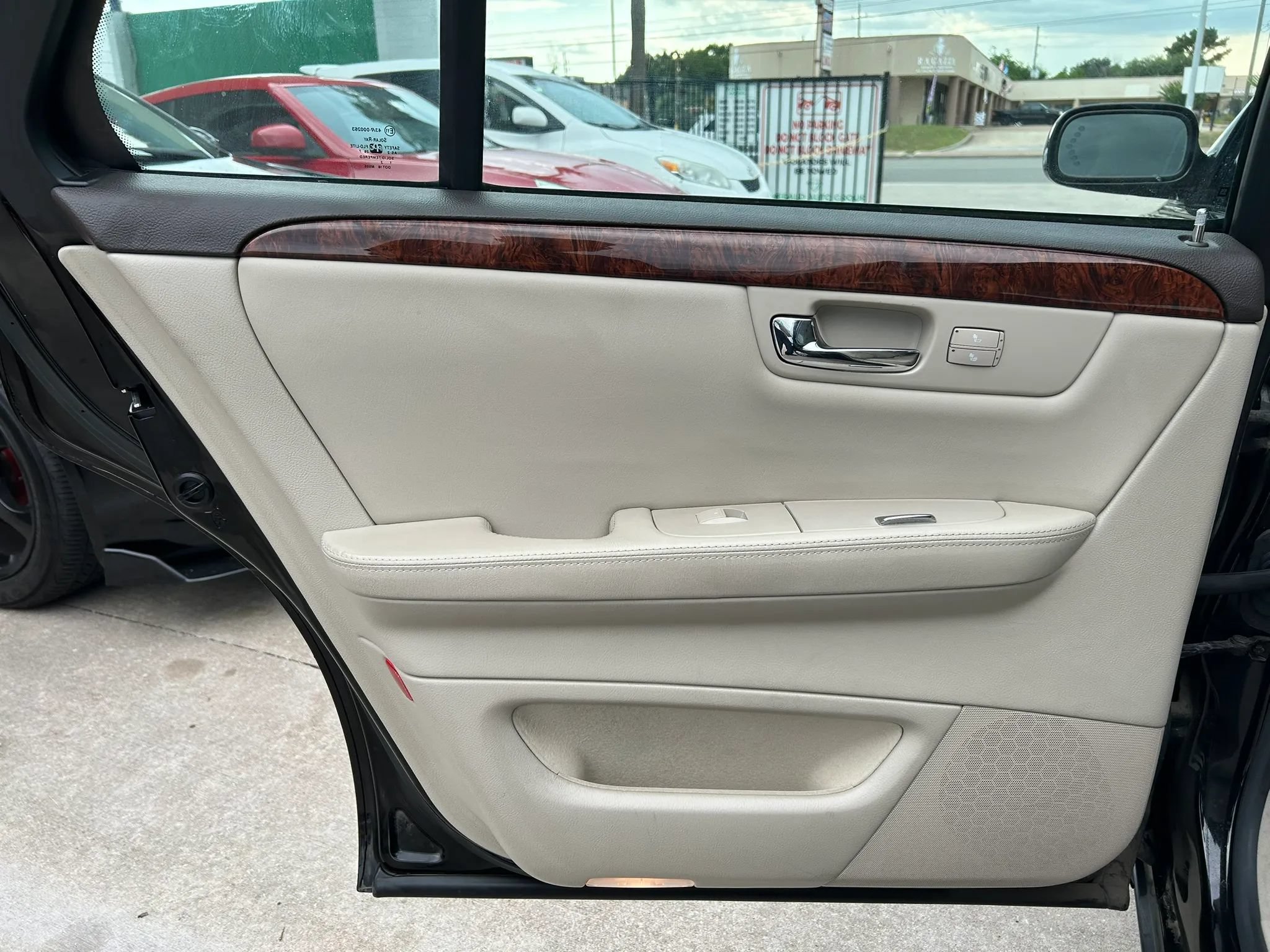 Used 2007 Cadillac DTS Luxury I FWD image 19
