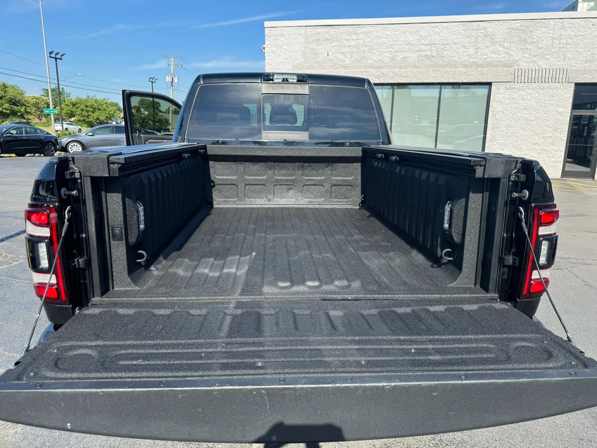 Used 2021 RAM 2500 Limited AWD/4WD image 63