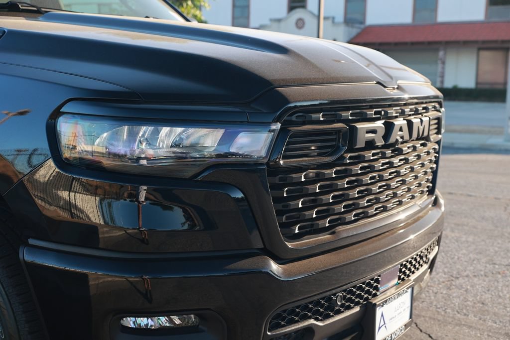 New 2026 RAM 1500 Express AWD/4WD image 7