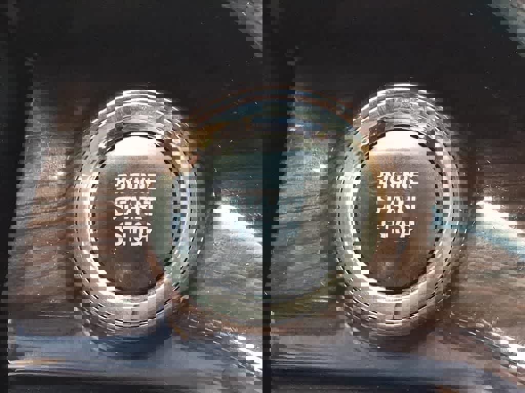 Used 2014 Toyota Avalon XLE Premium FWD image 24