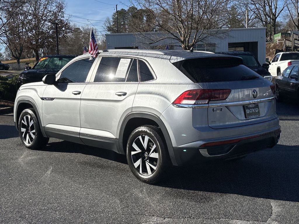 Used 2022 Volkswagen Atlas Cross Sport SE image 6