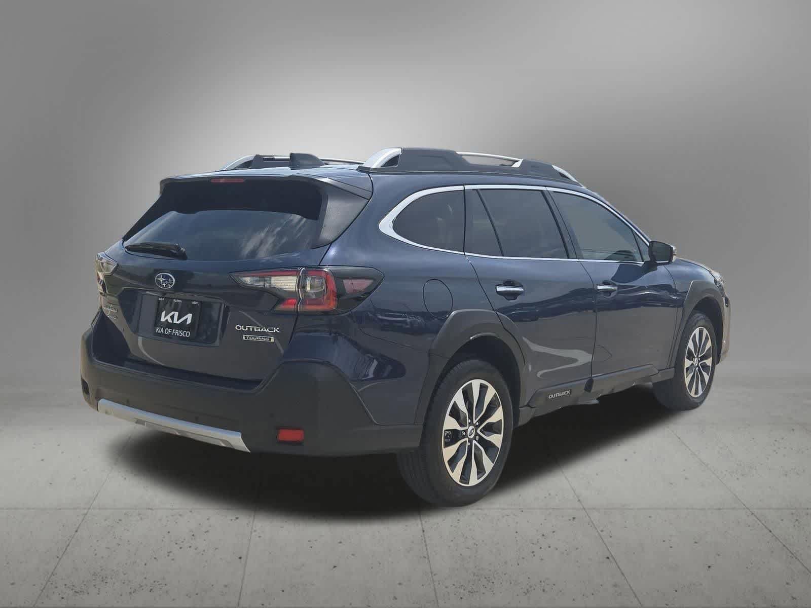 Used 2024 Subaru Outback Touring AWD/4WD image 12