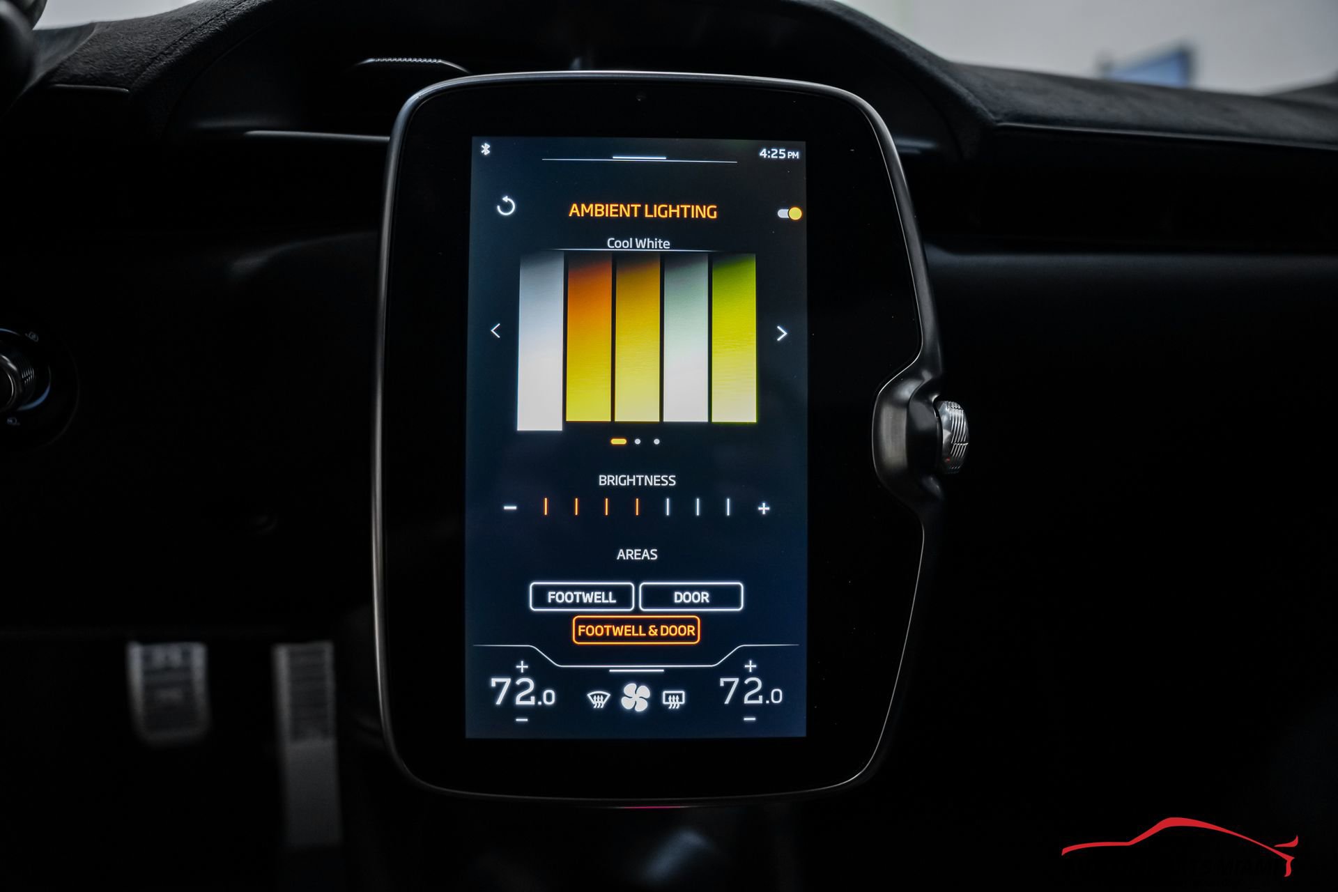 Used 2023 McLaren Artura image 57